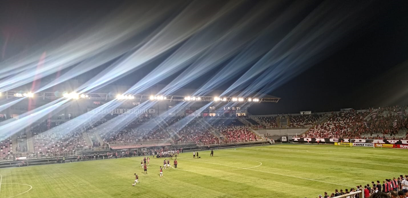 Crônica | Muito além das quatro linhas